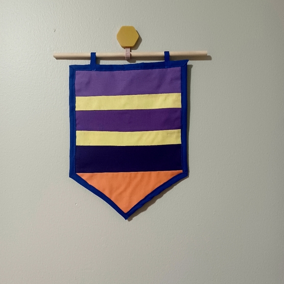 Wall hanging - Picture 3 of 3